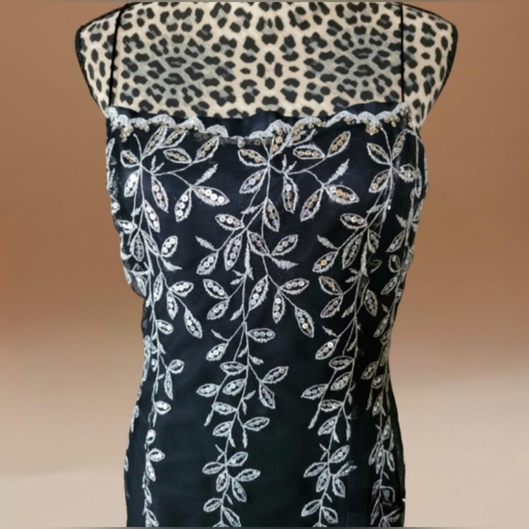 SCENE BEAUTIFUL VINTAGE SEQUENCED EVENING GOWN WITH A FAUX FUR SHAWL SZ. XL - Picture 2 of 6